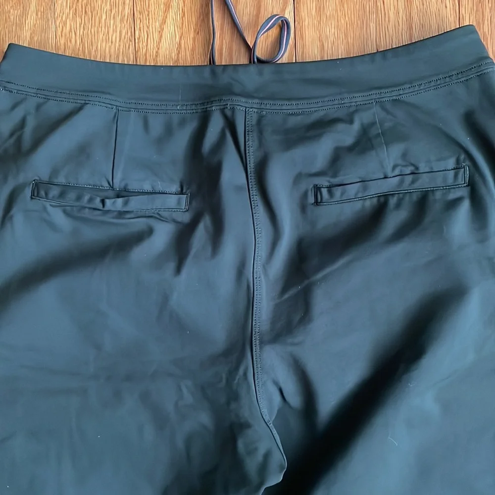 Lululemon Stretch 7/8‎ PantGreen Size 4 no size tag  C5